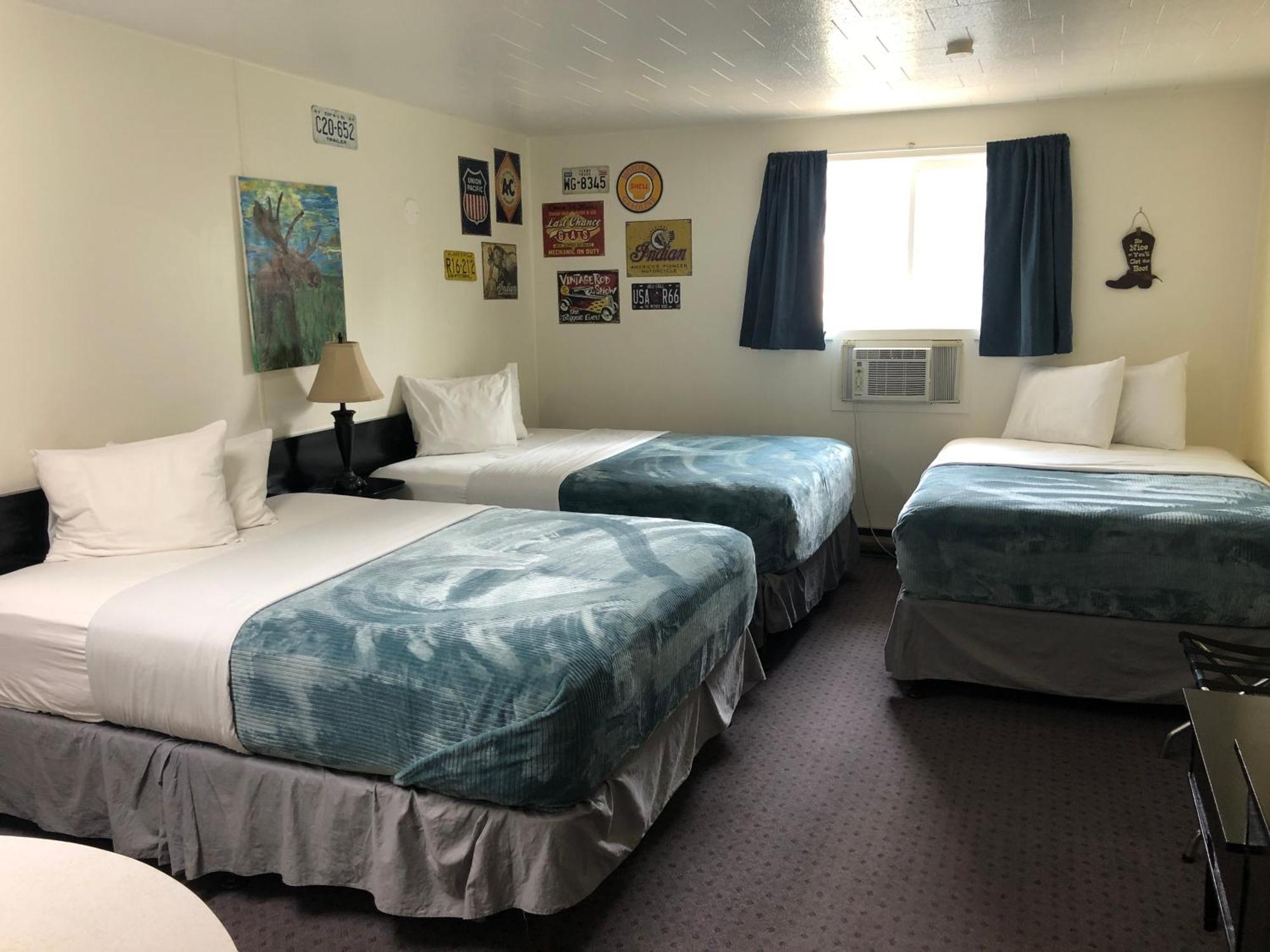 Creston Valley Motel Экстерьер фото